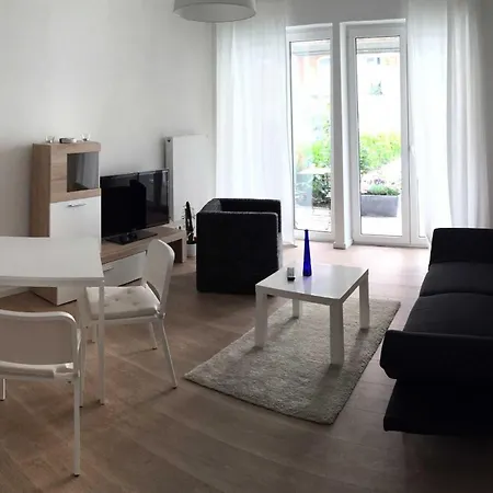 Apartment Fritz- Buechner- Str *